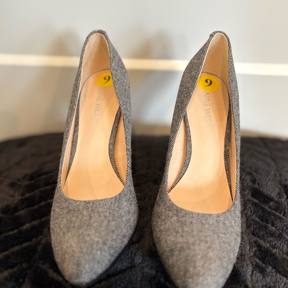 Nine West Gray Women's Fabric Shoes Size 9